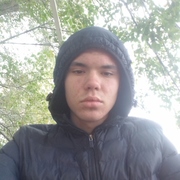 Алексей, 21, Боковская