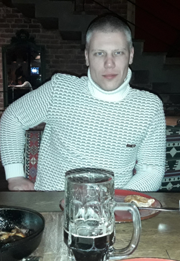 Моя фотография - Андрей, 36 из Шостка (@strongzaharchenko)