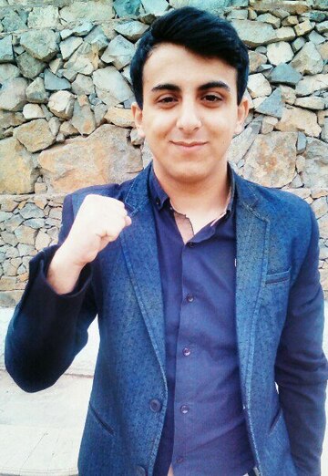 Моя фотография - Юнес, 27 из Баку (@unes21)